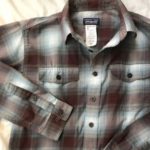 XS Men’s Patagonia Shirt